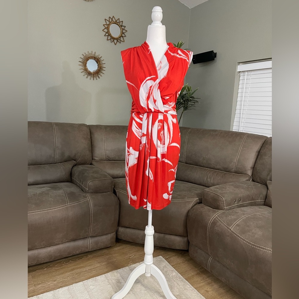GORGEOUS Bisou Bisou Sleeveless Orange & White Abstract Print Wrap Dress Sz 12